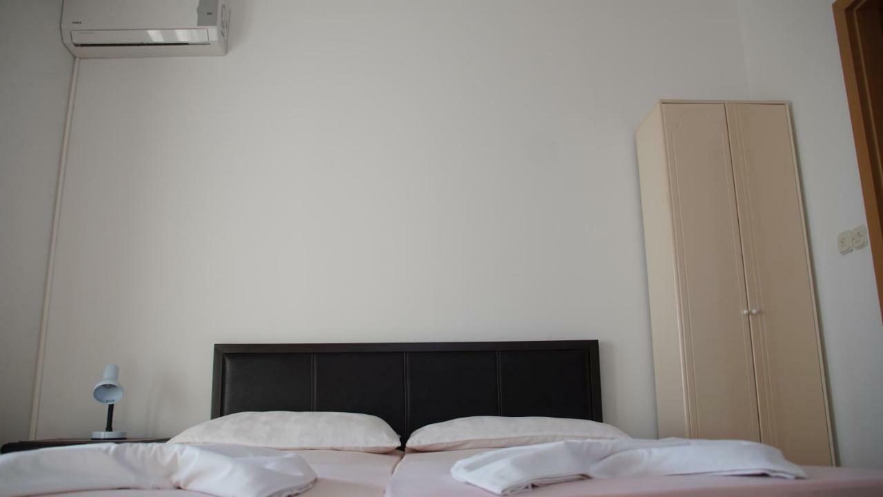 Apartmani Sipic , Bilo - Primošten Eksteriør billede