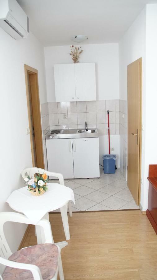 Apartmani Sipic , Bilo - Primošten Eksteriør billede